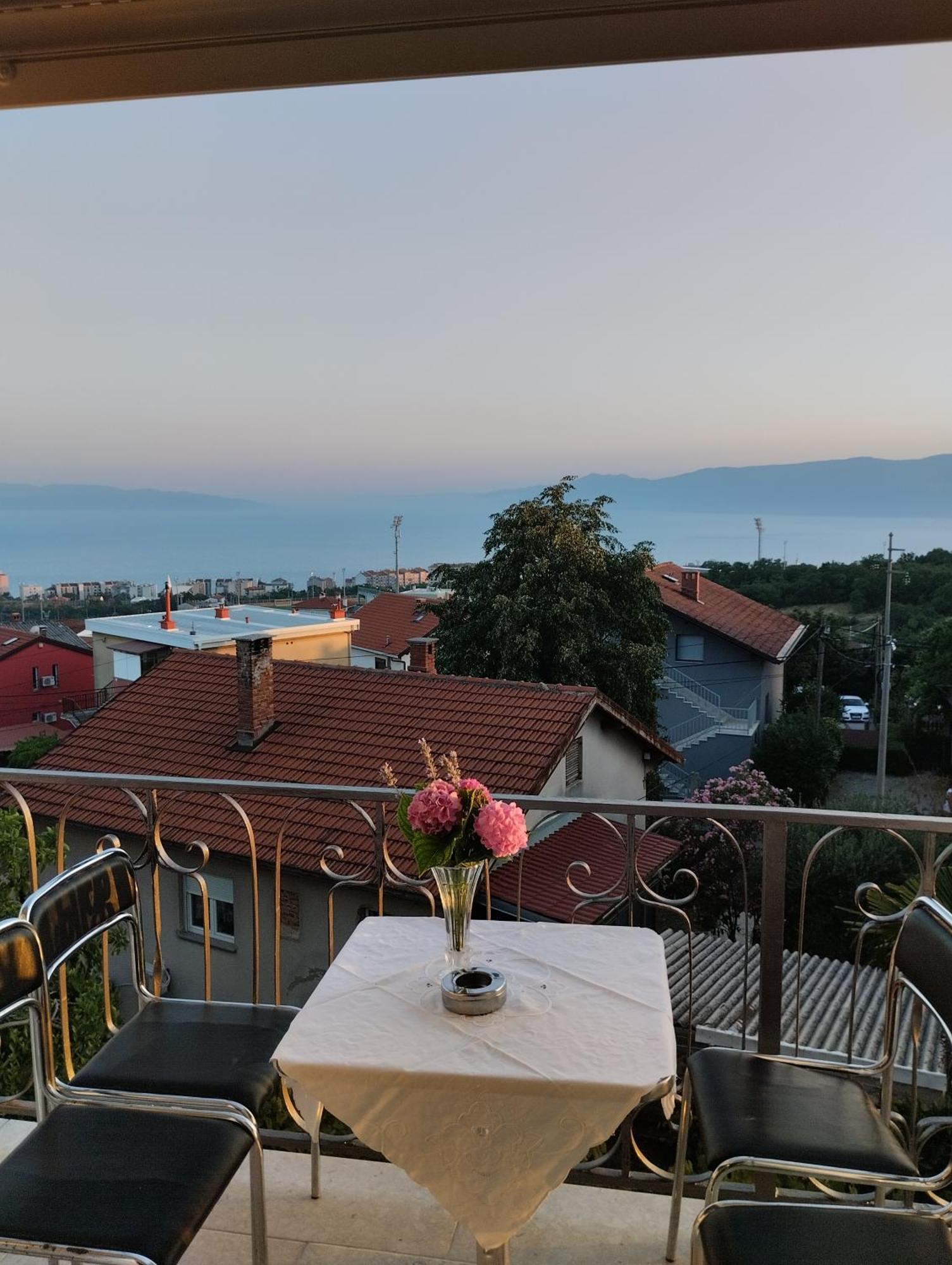 Apartman Magnolija Rijeka Exterior photo